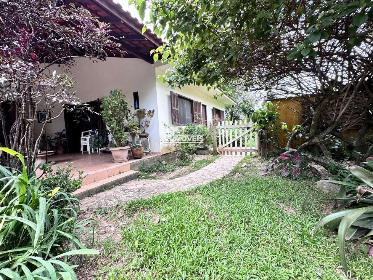 Casa para Venda em Florianópolis / SC no bairro São João do Rio Vermelho