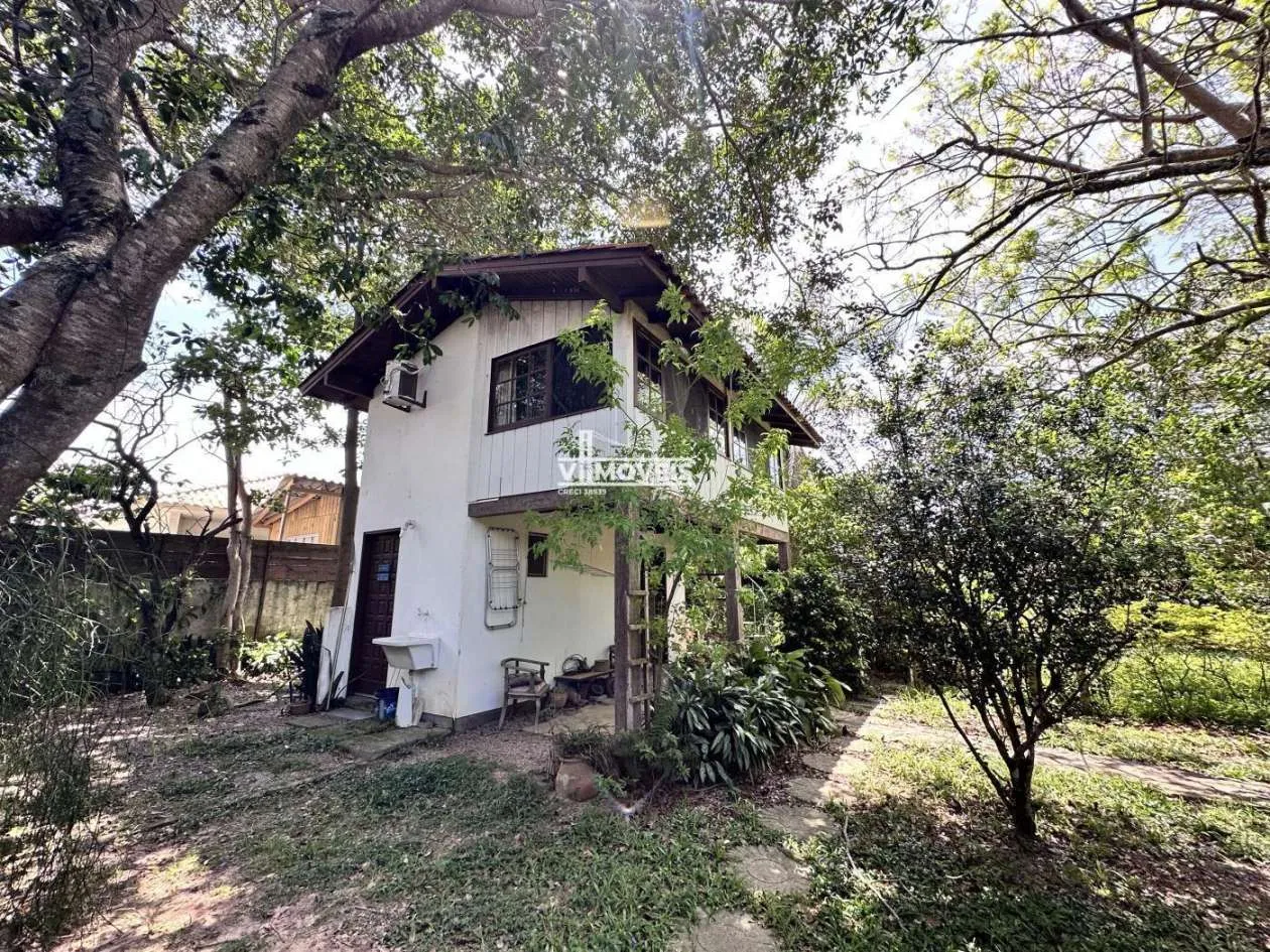 Casa para Venda em Florianópolis / SC no bairro São João do Rio Vermelho