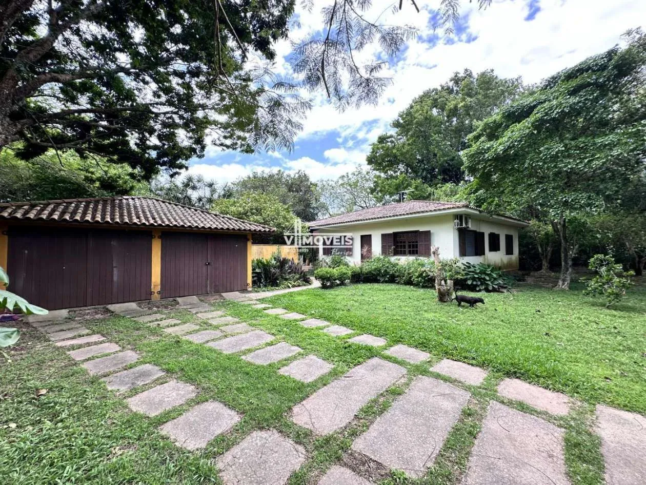 Casa para Venda em Florianópolis / SC no bairro São João do Rio Vermelho
