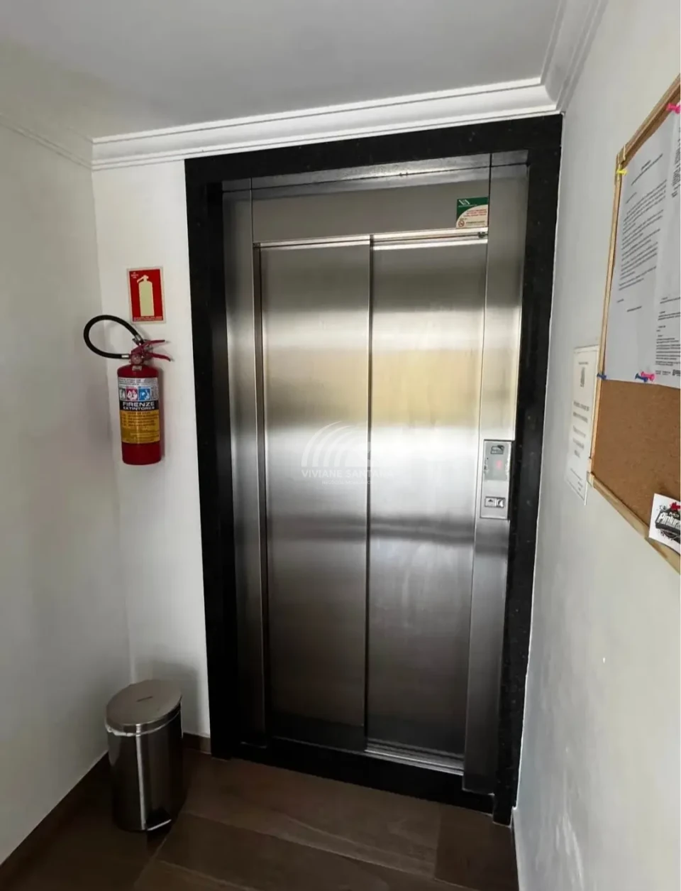 Imagens do imóveis Lindo Apartamento com Elevador Vendido Semimobiliado nos Ingleses!