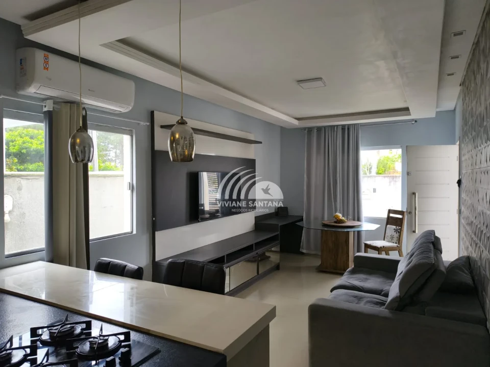 Imagens do imóveis INVESTIDOR: Casa com Studio e Apartamento no Primeiro Andar à Venda no Rio Vermelho!