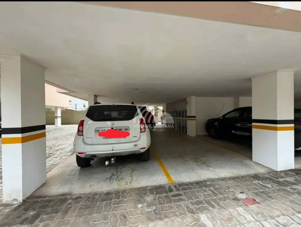 Imagens do imóveis Lindo Apartamento com Elevador Vendido Semimobiliado nos Ingleses!