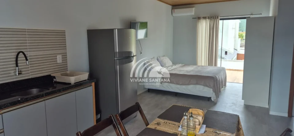 Imagens do imóveis INVESTIDOR: Casa com Studio e Apartamento no Primeiro Andar à Venda no Rio Vermelho!