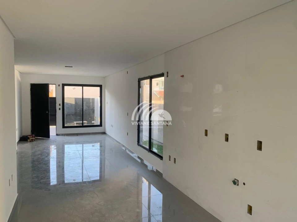 Imagens do imóveis Casa com 4 Quartos - Sendo 2 suítes - nos Ingleses!