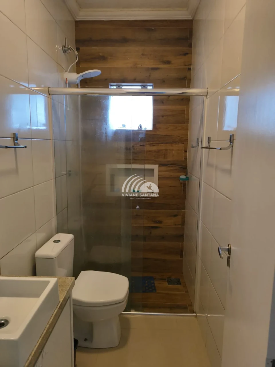 Imagens do imóveis INVESTIDOR: Casa com Studio e Apartamento no Primeiro Andar à Venda no Rio Vermelho!