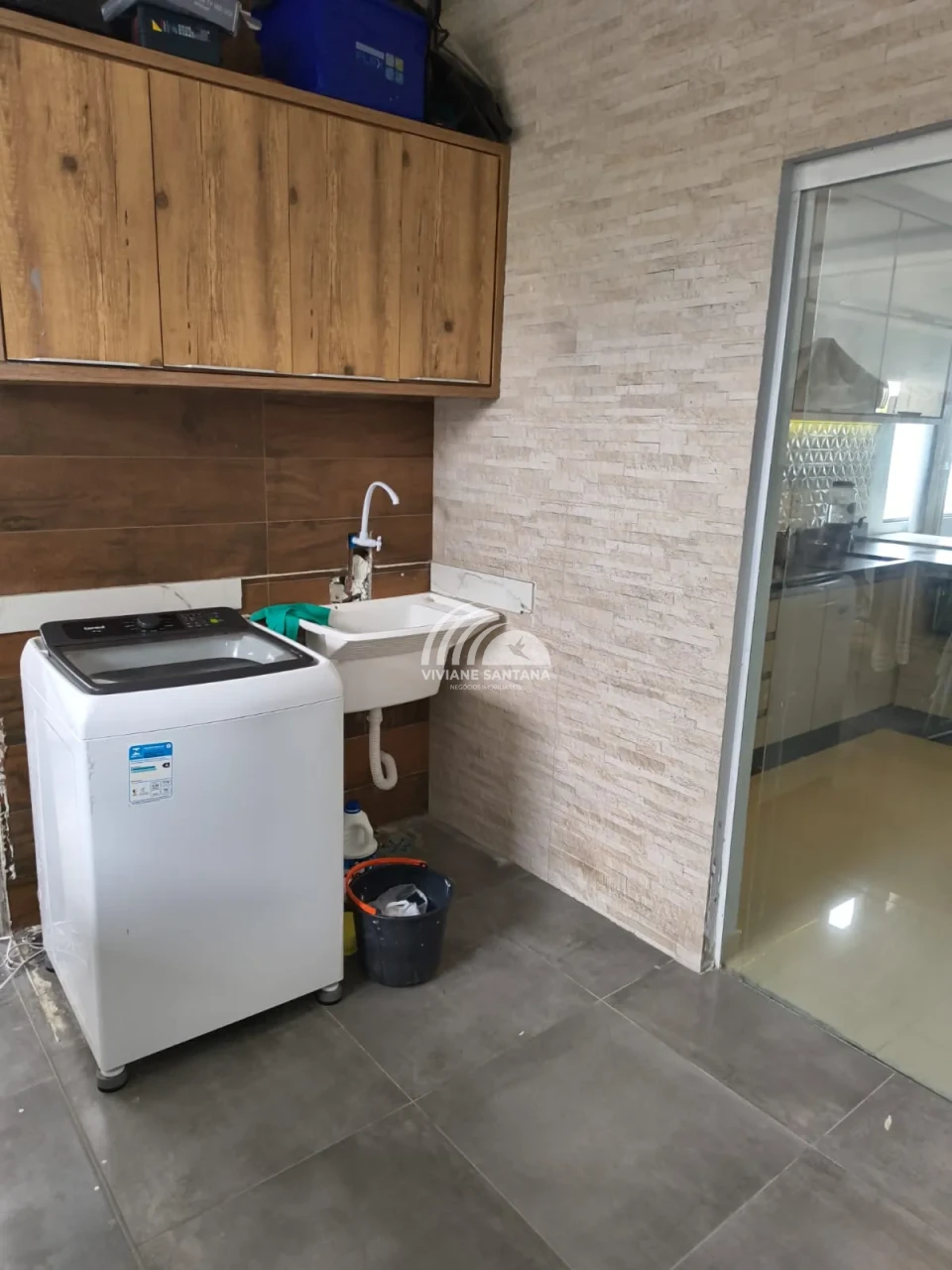 Imagens do imóveis INVESTIDOR: Casa com Studio e Apartamento no Primeiro Andar à Venda no Rio Vermelho!
