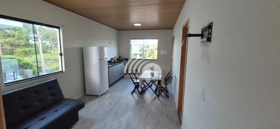 Imagens do imóveis INVESTIDOR: Casa com Studio e Apartamento no Primeiro Andar à Venda no Rio Vermelho!