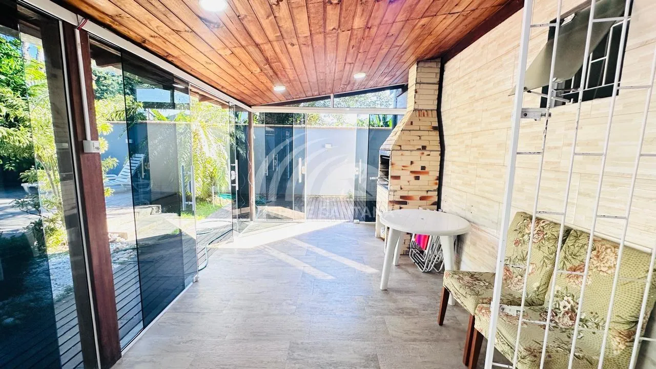 Casa para Venda em Florianópolis / SC no bairro Ingleses do Rio Vermelho
