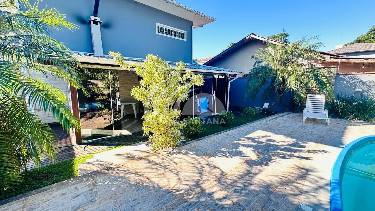 Casa para Venda em Florianópolis / SC no bairro Ingleses do Rio Vermelho