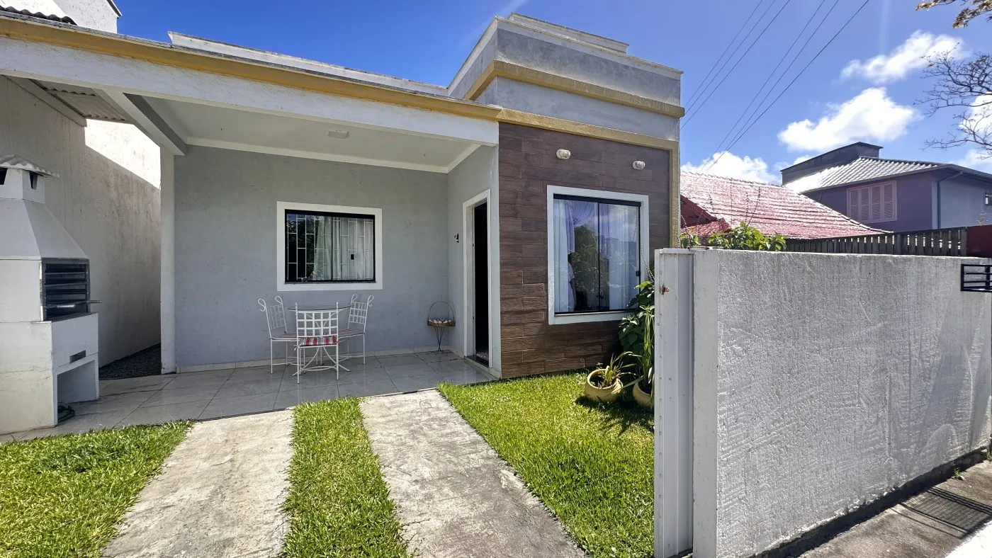 Casa para Venda no bairro São João do Rio Vermelho