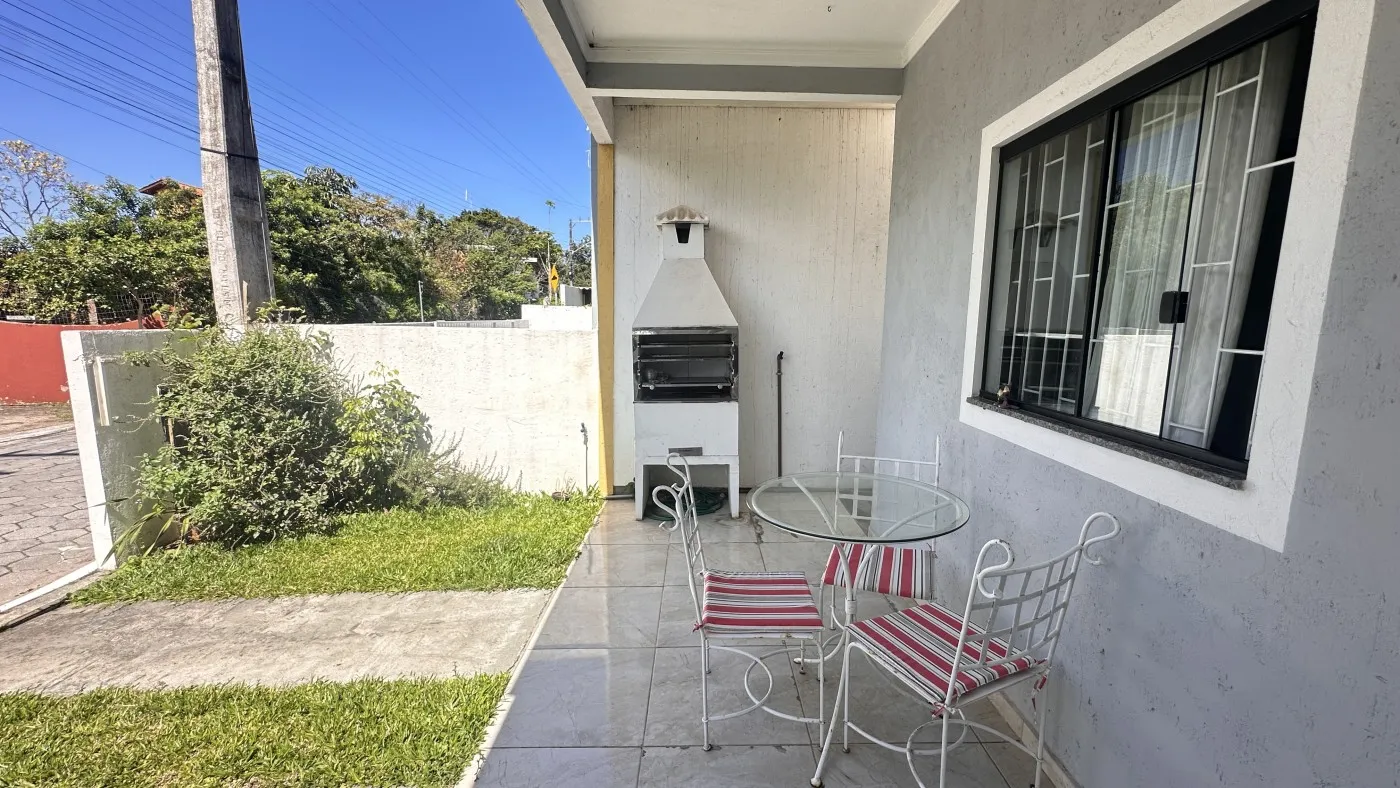 Casa para Venda no bairro São João do Rio Vermelho