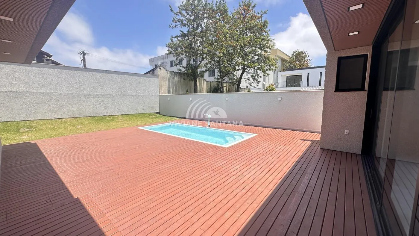 Casa para Venda em Florianópolis / SC no bairro Ingleses do Rio Vermelho
