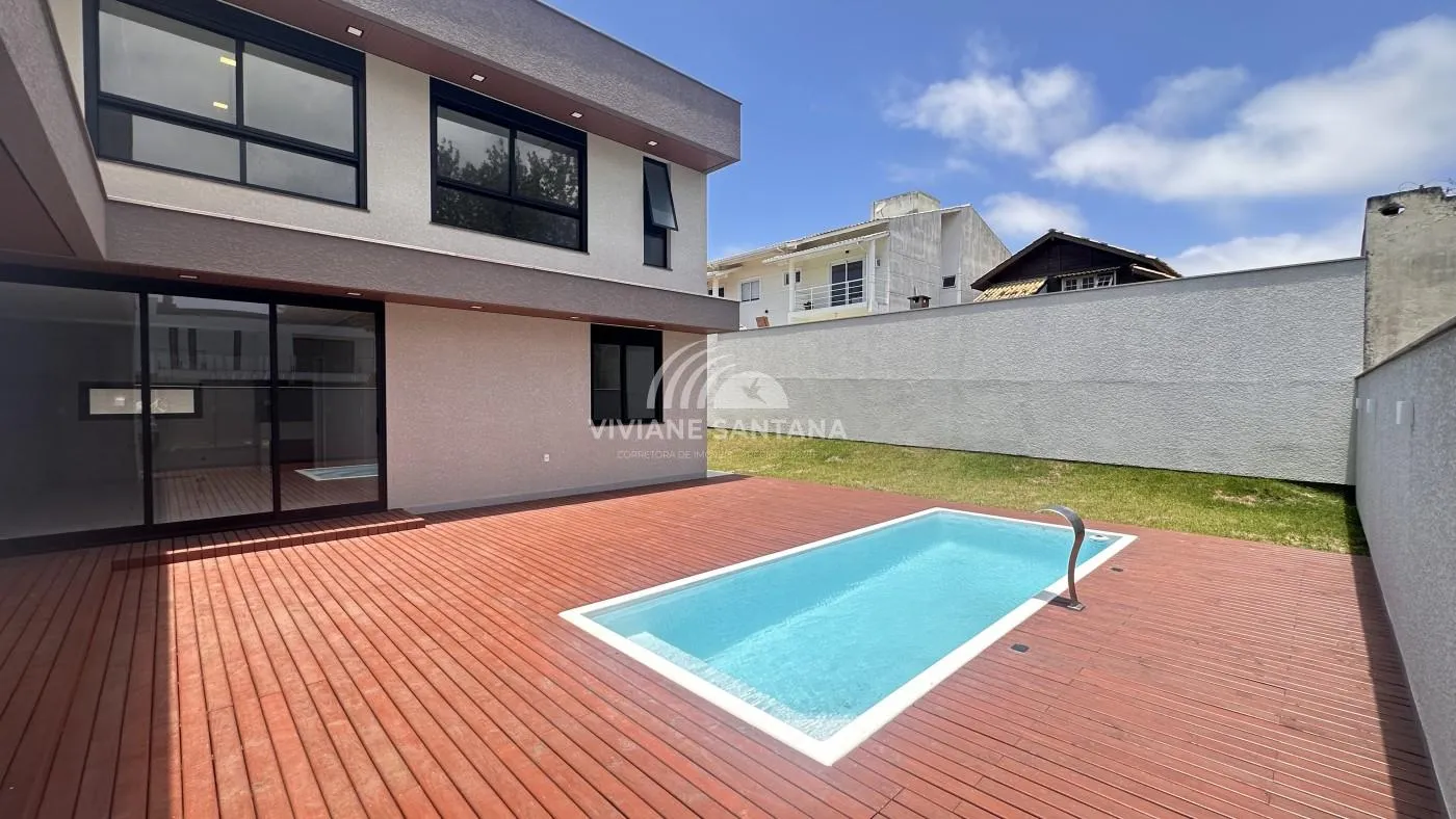 Casa para Venda em Florianópolis / SC no bairro Ingleses do Rio Vermelho