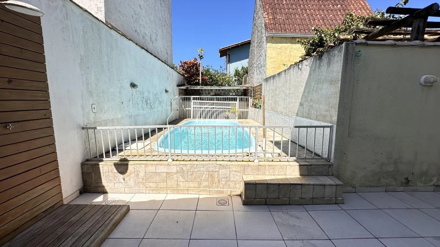 Casa para Venda em Florianópolis / SC no bairro São João do Rio Vermelho