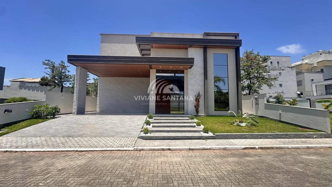 Casa para Venda em Florianópolis / SC no bairro Ingleses do Rio Vermelho