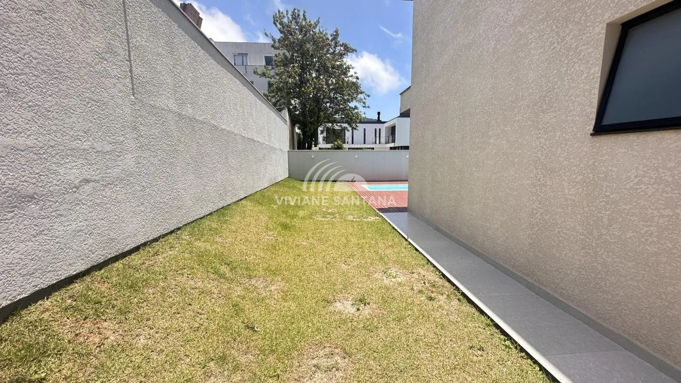 Casa para Venda em Florianópolis / SC no bairro Ingleses do Rio Vermelho