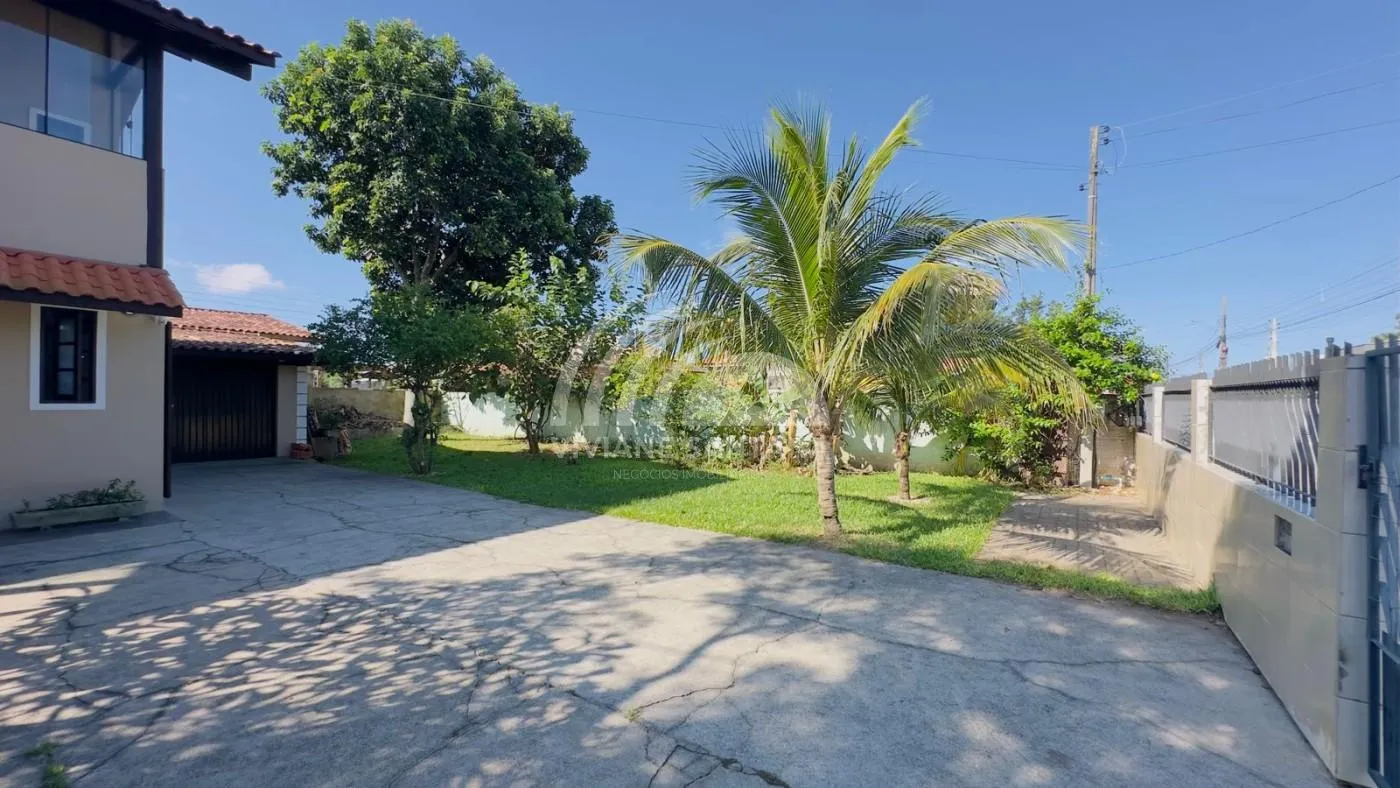 Casa para Venda em Florianópolis / SC no bairro São João do Rio Vermelho