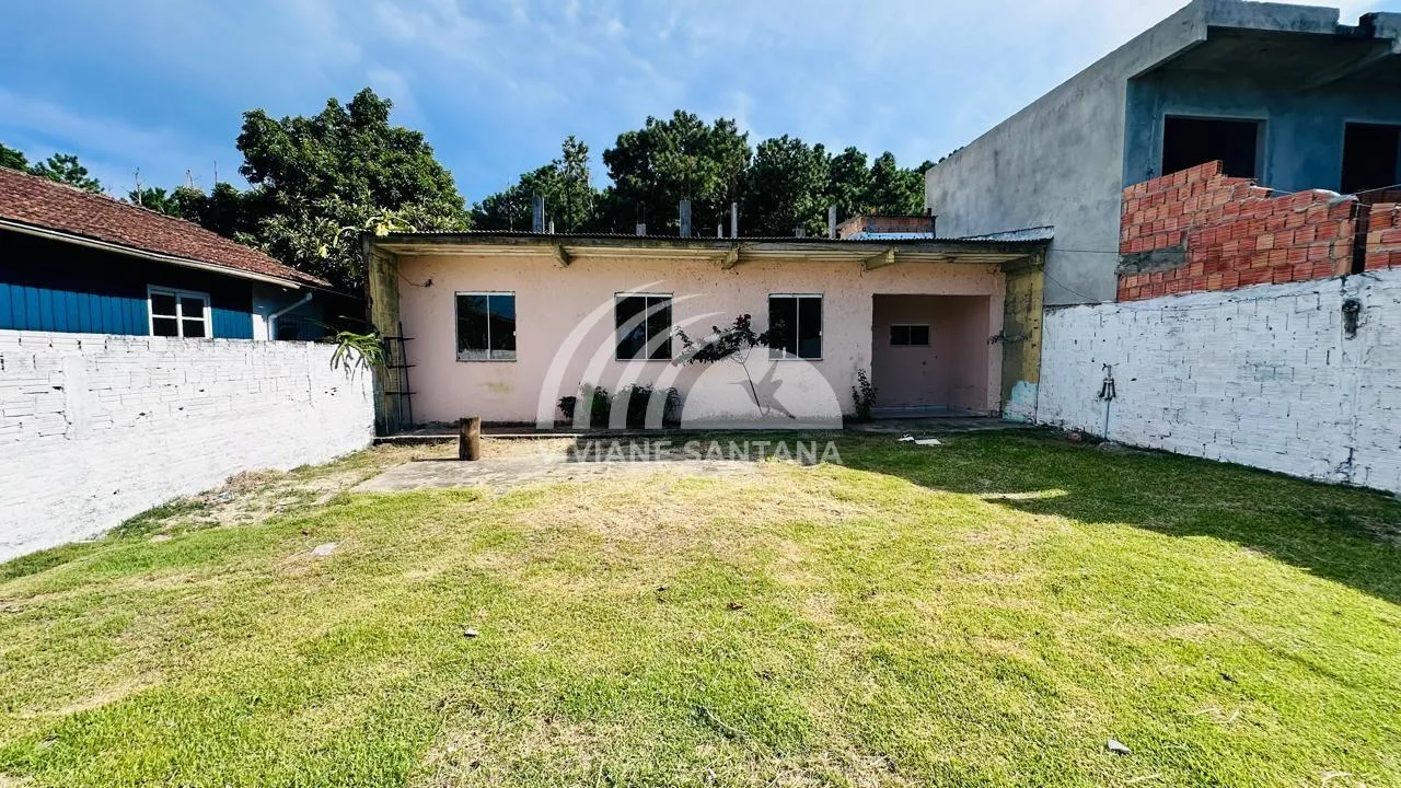 Casa para Venda em Florianópolis / SC no bairro São João do Rio Vermelho