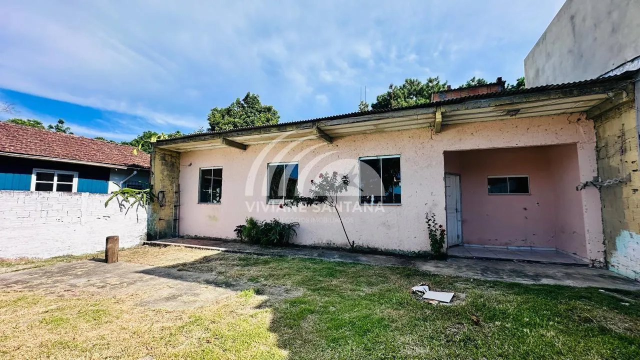 Casa para Venda em Florianópolis / SC no bairro São João do Rio Vermelho