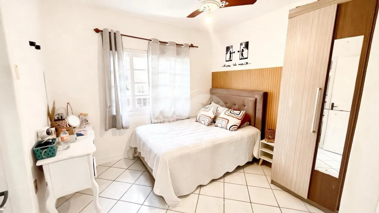 Casa para Venda em Florianópolis / SC no bairro São João do Rio Vermelho