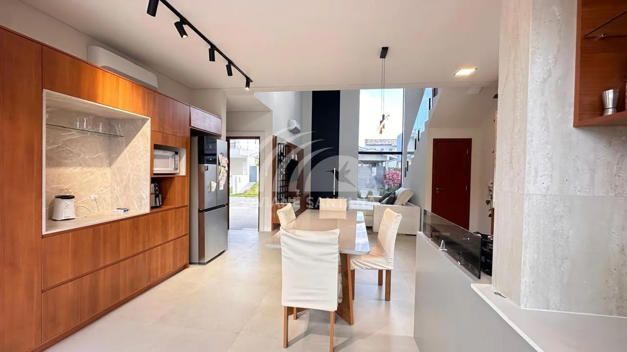 Casa para Venda em Florianópolis / SC no bairro Ingleses do Rio Vermelho