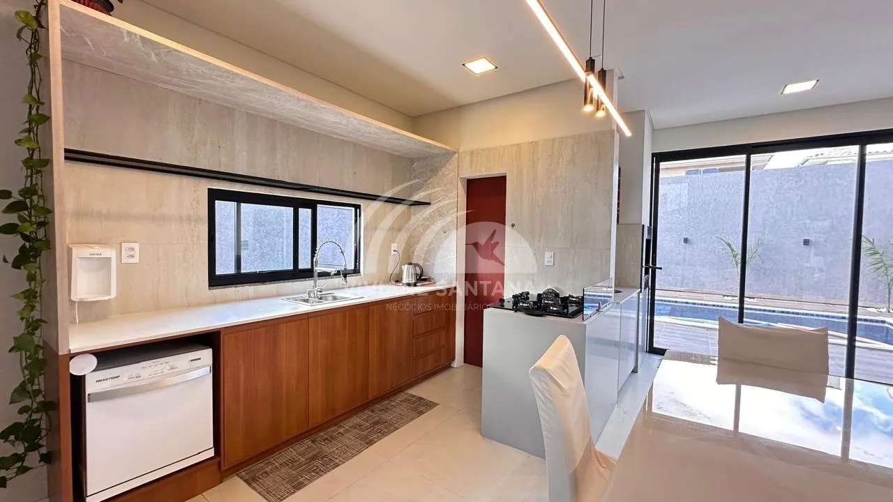 Casa para Venda em Florianópolis / SC no bairro Ingleses do Rio Vermelho