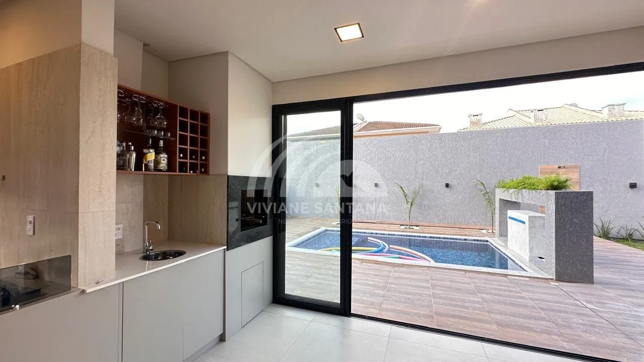 Casa para Venda em Florianópolis / SC no bairro Ingleses do Rio Vermelho