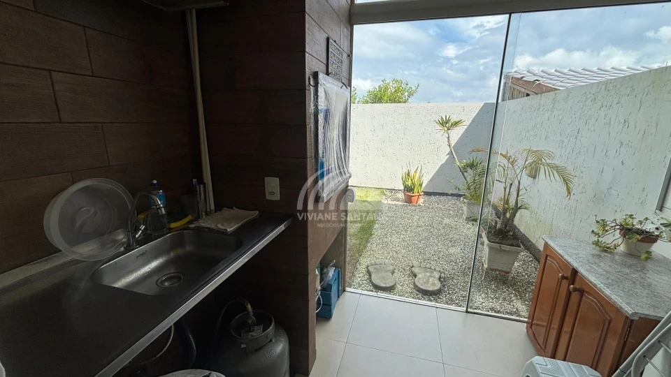Ótima Casa com Suíte no Rio Vermelho!