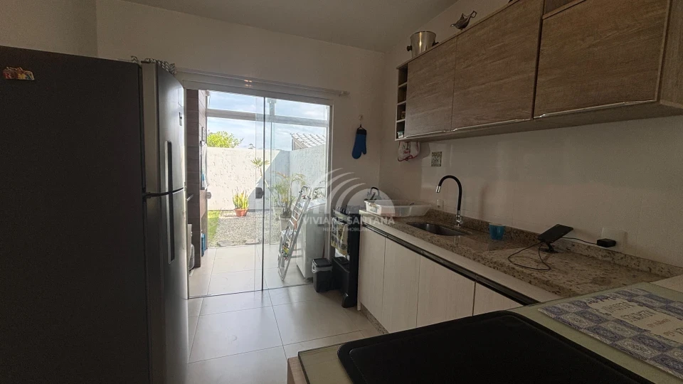 Ótima Casa com Suíte no Rio Vermelho!