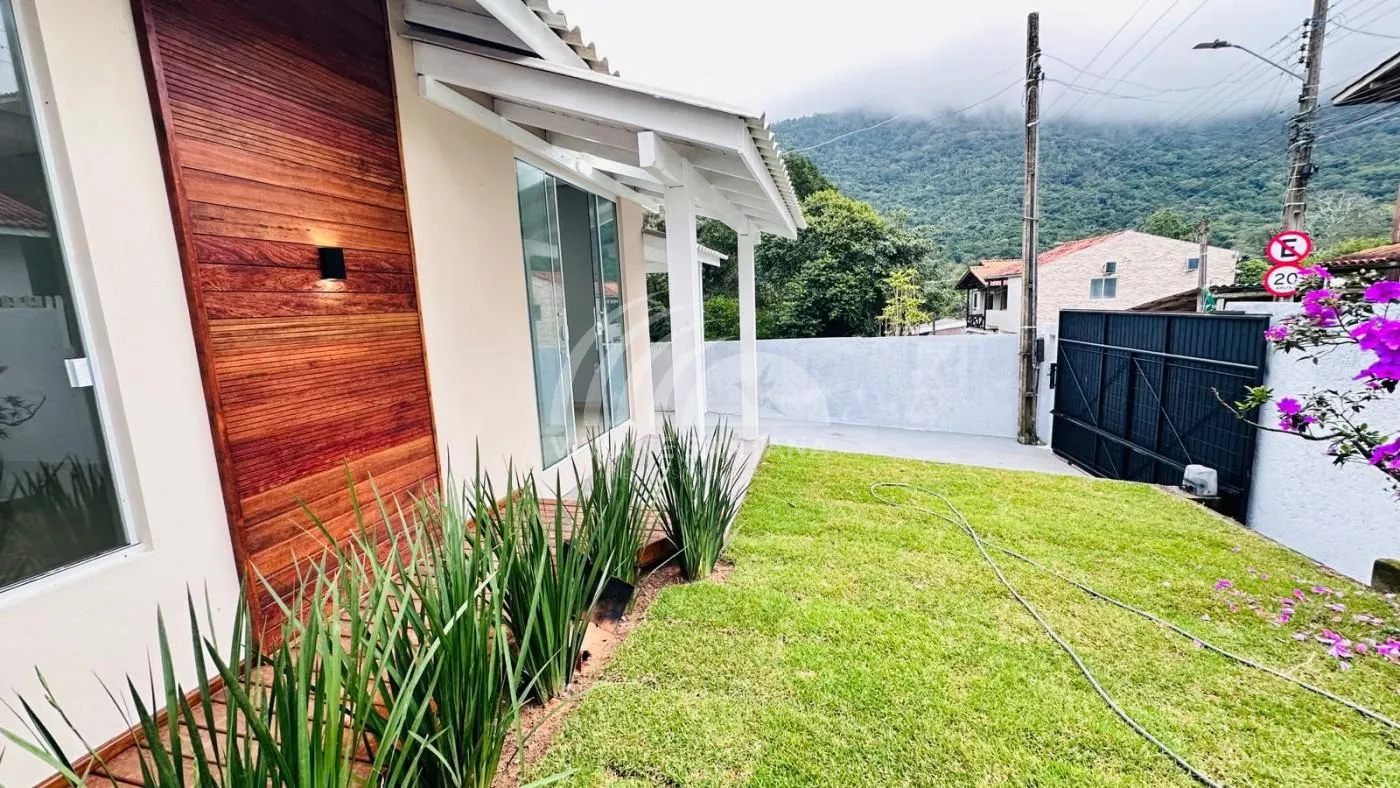 Casa para Venda em Florianópolis / SC no bairro São João do Rio Vermelho