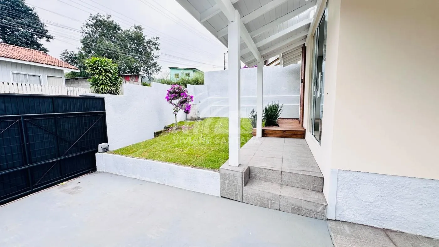 Casa para Venda em Florianópolis / SC no bairro São João do Rio Vermelho