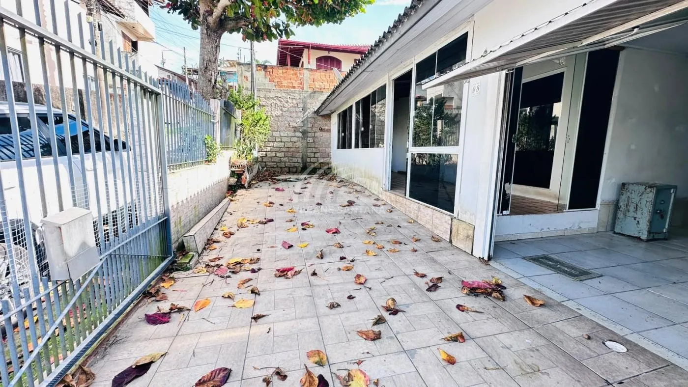 Casa para Venda em Florianópolis / SC no bairro Santinho