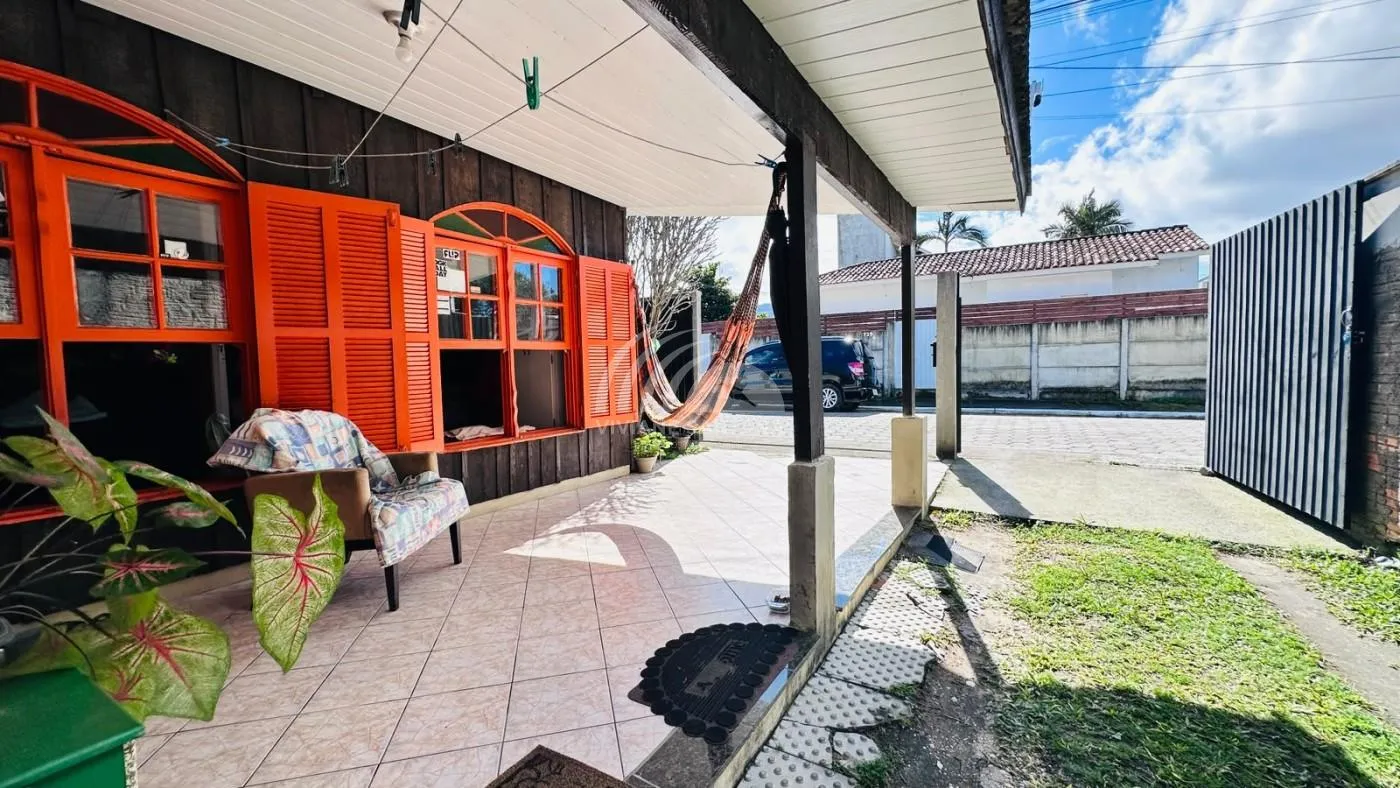Casa para Venda em Florianópolis / SC no bairro São João do Rio Vermelho