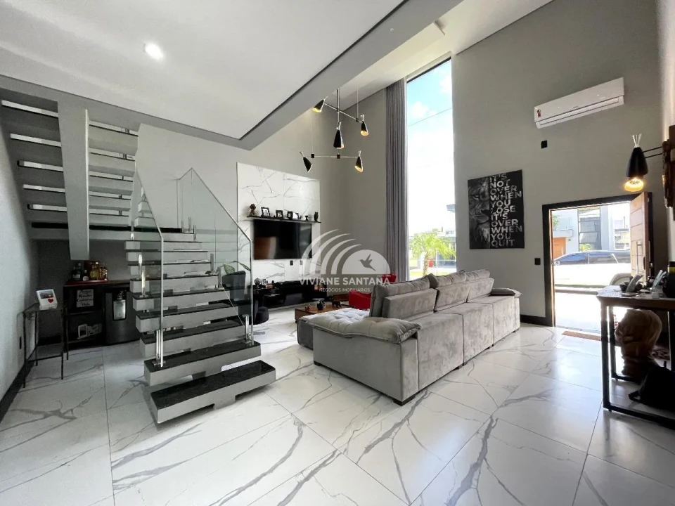 Incrível Casa Mobiliada com 5 Quartos em Condomínio no Rio Vermelho!