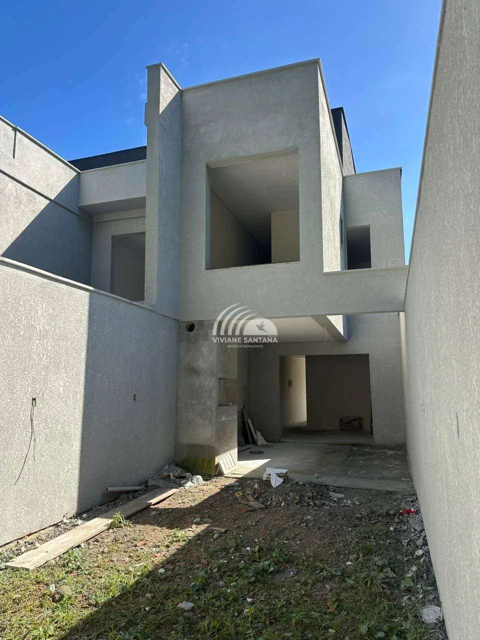 Sobrado à Venda no Rio Vermelho — Oportunidade Única | Última Unidade da Ponta