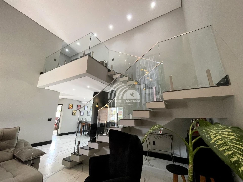 Incrível Casa Mobiliada com 5 Quartos em Condomínio no Rio Vermelho!