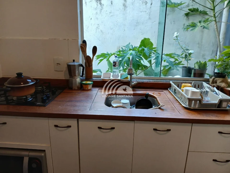 Sobrado com 2 Suítes à Venda no Rio Vermelho!