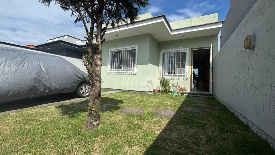Ótima Casa com Suíte no Rio Vermelho!