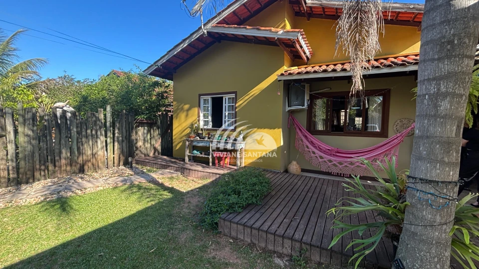 Imagens do imóveis Linda Casa com Desgin Rústico e Moderno à Venda com 2 Quartos no Rio Vermelho!