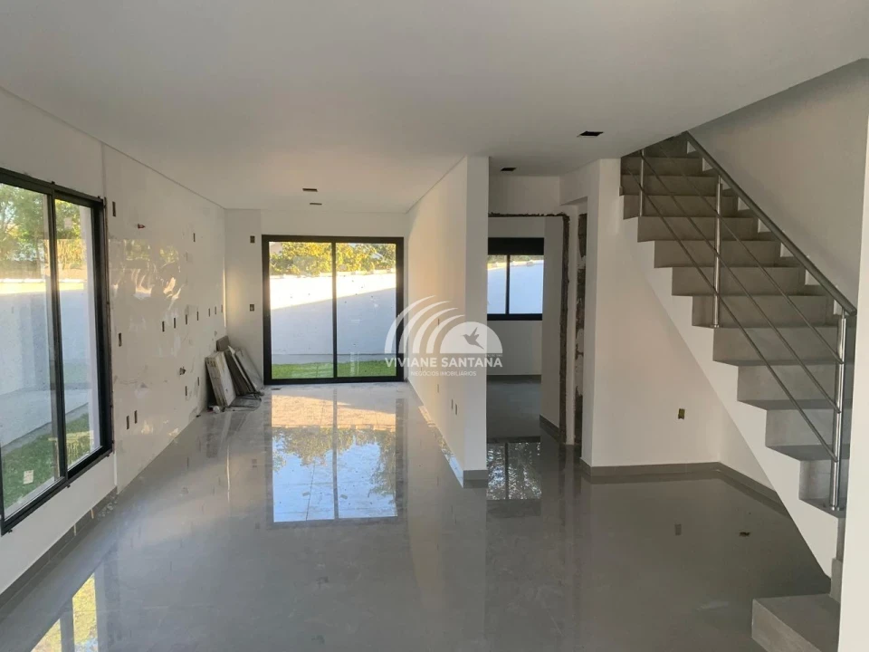 Imagens do imóveis Casa com 4 Quartos - Sendo 2 suítes - nos Ingleses!