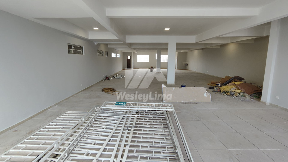 SALA COMERCIAL - AVENIDA SAUL ELKIND