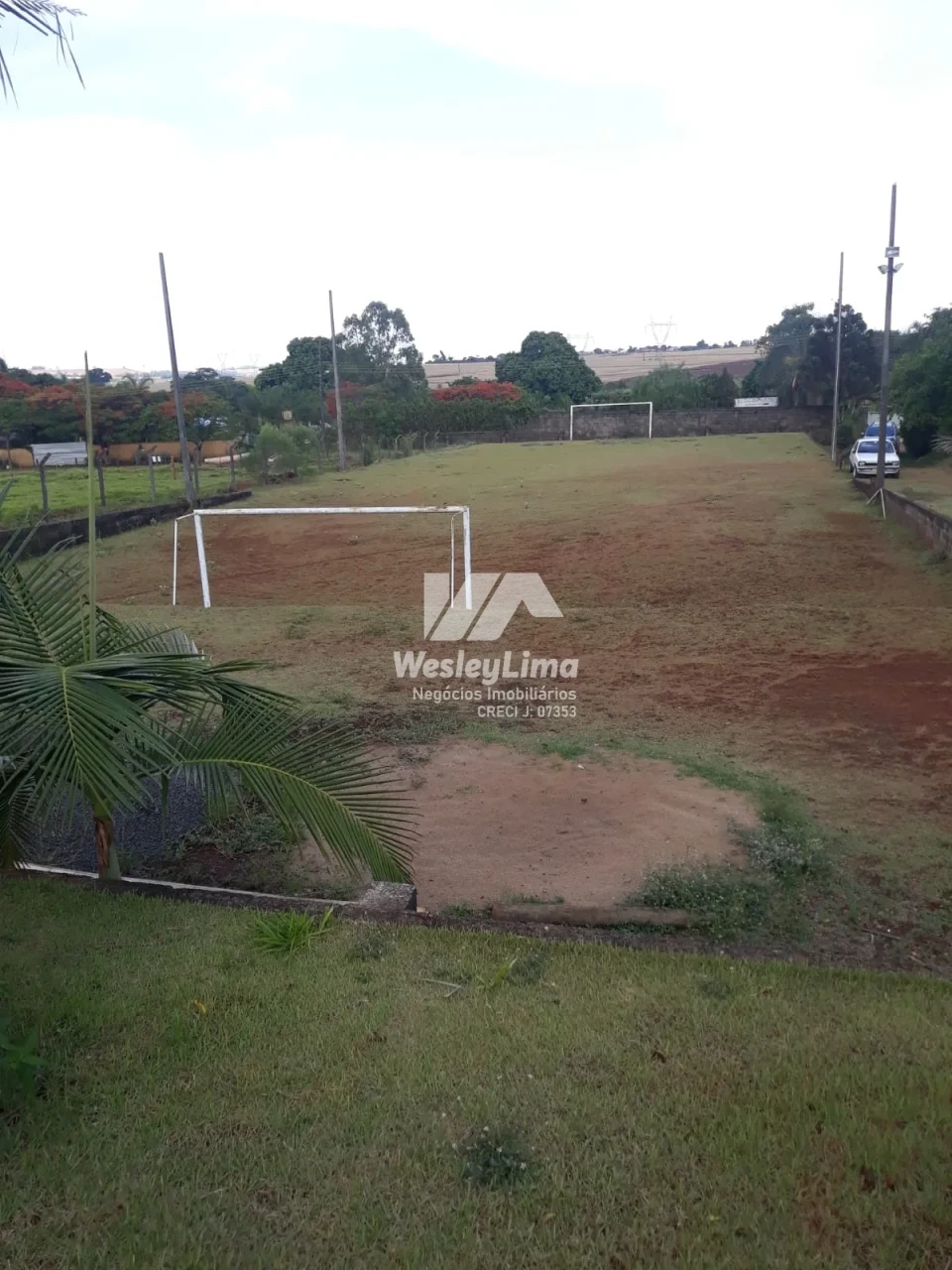 Imagens do imóveis Chácara à venda no Jardim das Flores