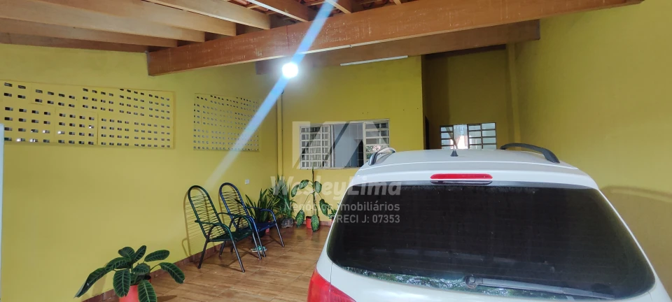 Imagens do imóveis Casa Geminada À Venda Carnascialli Londrina