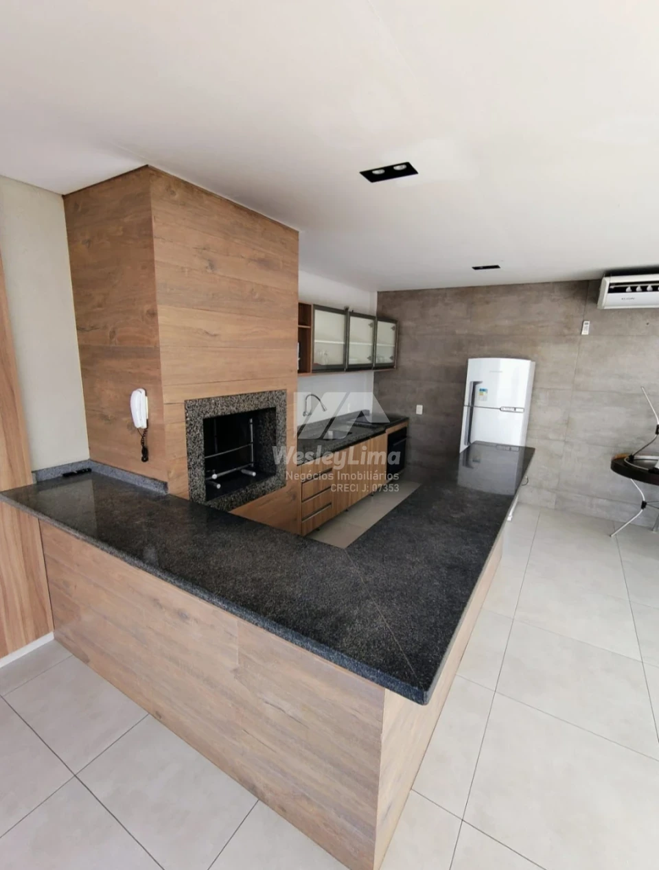 Imagens do imóveis Apartamento à Venda no Vila das Paineiras em Londrina – 2 Quartos e Garagem