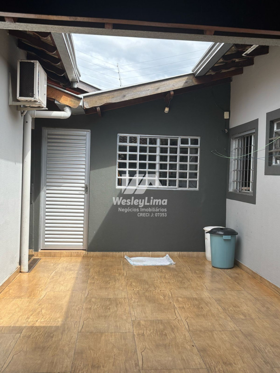 Imagens do imóveis Casa Á Venda Conjunto Habitacional Maria Cecília Serrano De Oliveira Londrina