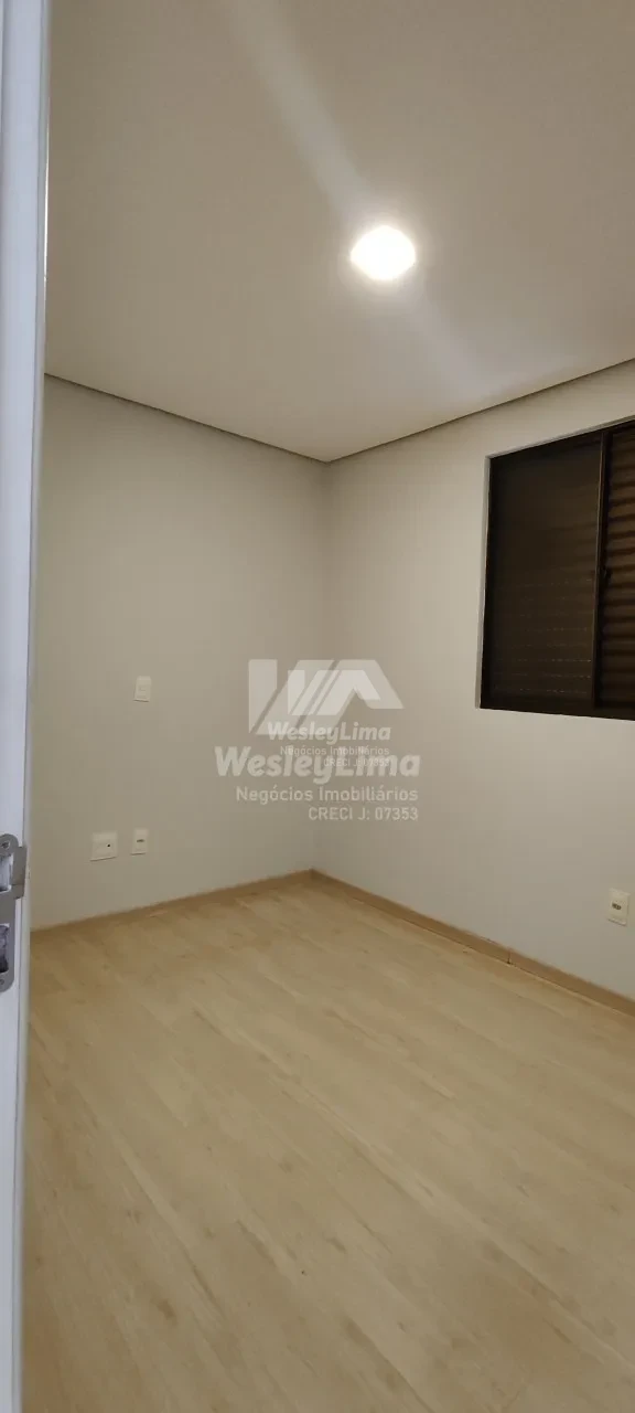 Imagens do imóveis Apartamento no Condomínio TreTorri em Londrina | 2 Quartos, Sacada com Churrasqueira e Garagem Coberta