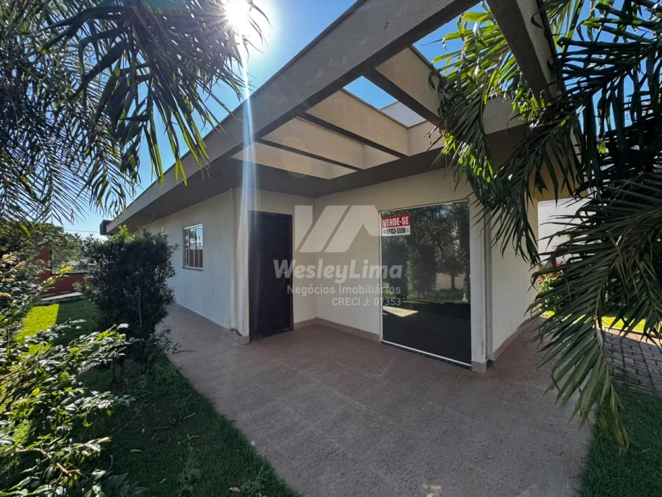 Imagens do imóveis Casa de Esquina à Venda no Condomínio Heimtal Park em Londrina – 2 Quartos | R$ 380.000