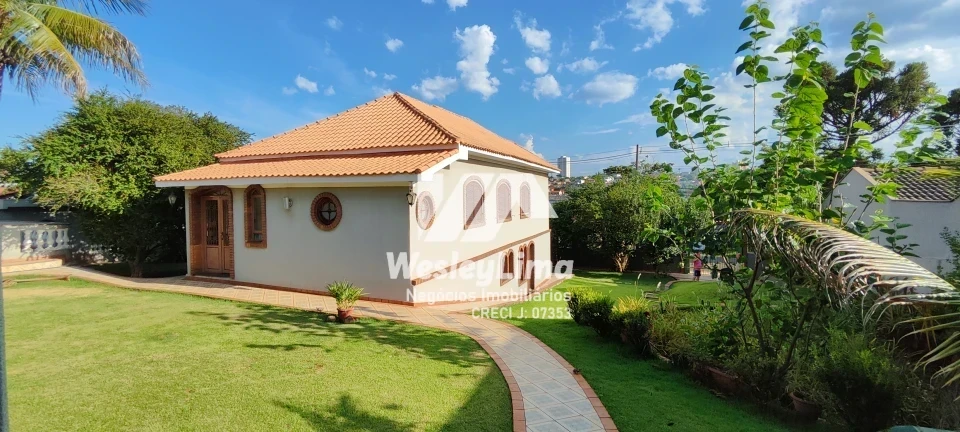 CASA ALTO PADRÃO À VENDA NO JARDIM IMPÉRIO DO SOL – LONDRINA | COM PISCINA | TERRENO 1.093 m²