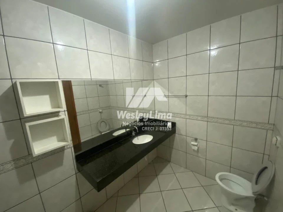 Imagens do imóveis Sobrado para Alugar no Quadra Norte em Londrina | 4 Quartos e Espaço Gourmet