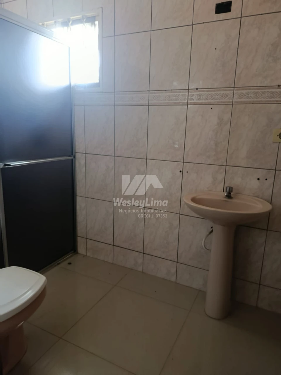 Sala Comercial Á Venda Com Excelente Oportunidade Para Investimento. Jd.Parigot De Souza 3 Londrina